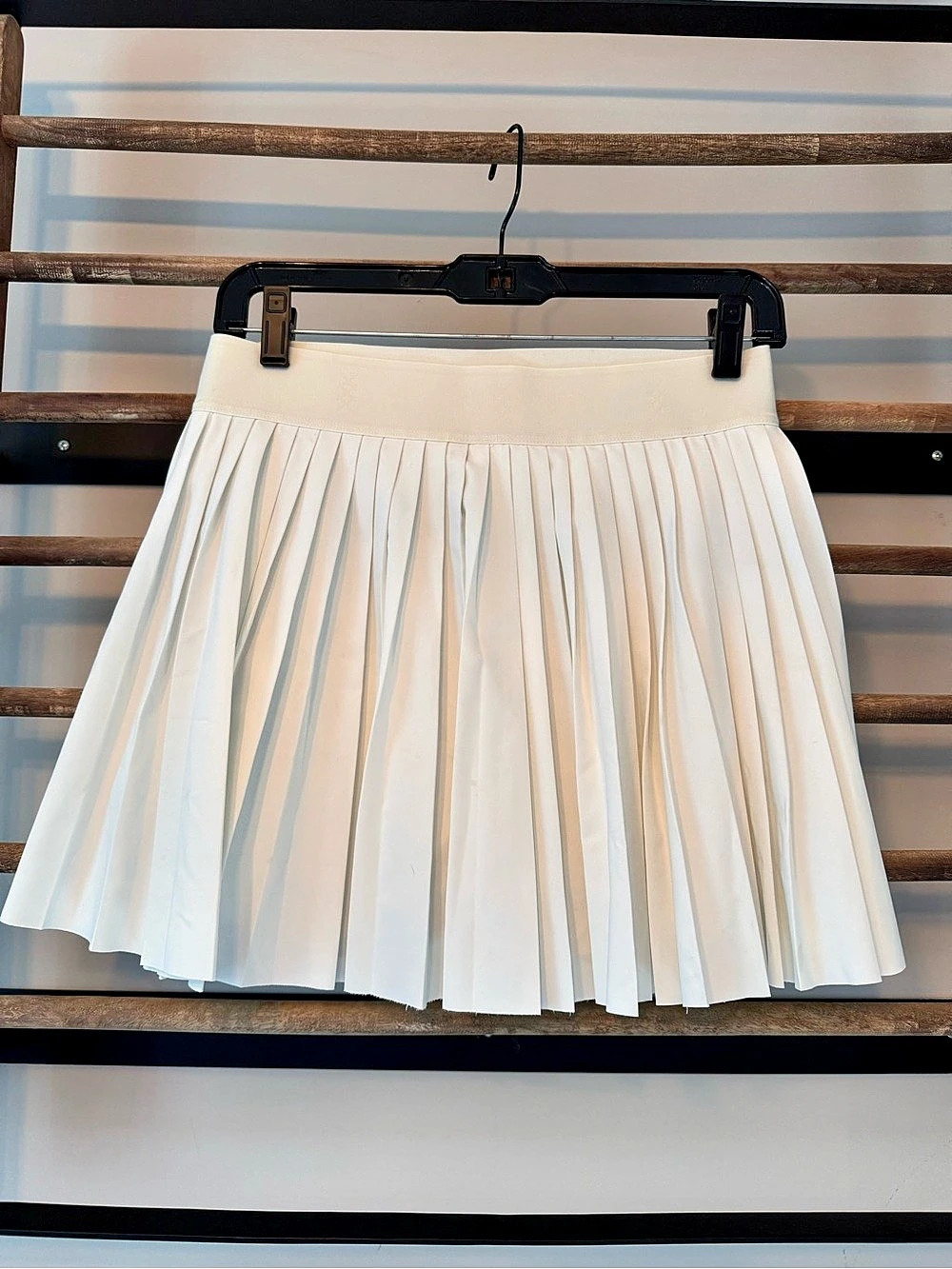 RHONE Pleated Athletic Skirt in White Size Small